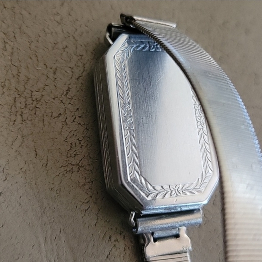 Ladies‎ Bulova Watch 1920 vintage - Picture 2 of 6